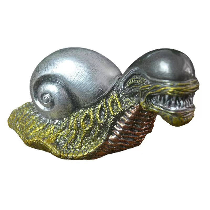 A197 Alien Snail Art Resin Craft, Fresh Pastoral Style Desktop Decor Figurine