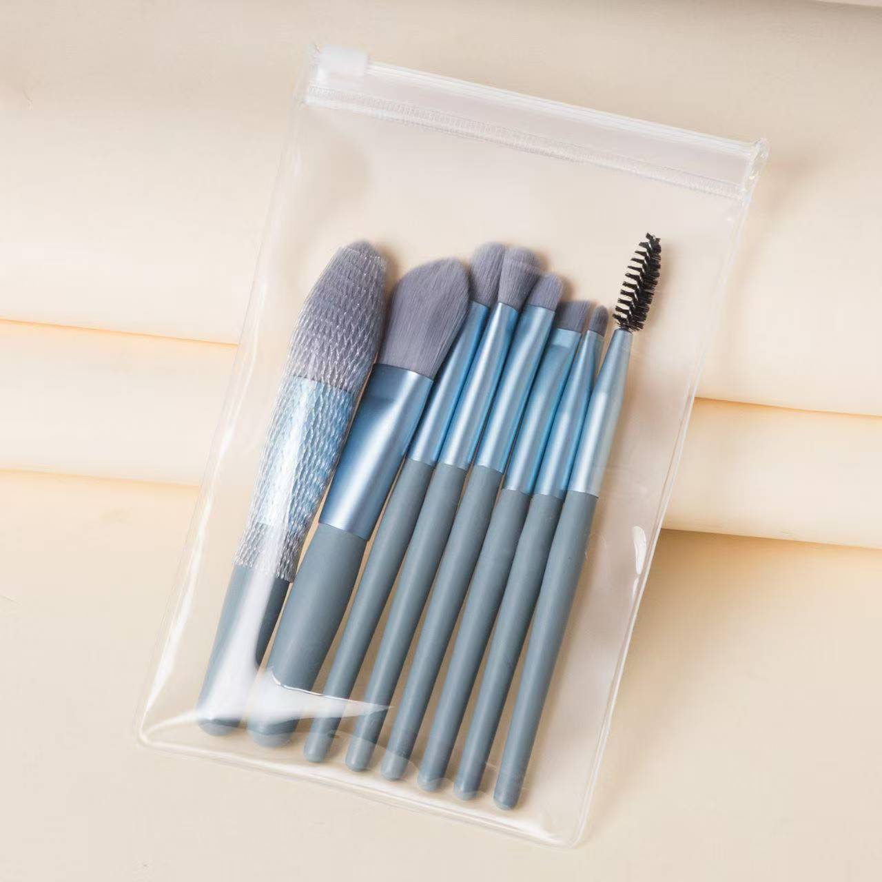 8 Pcs Mini Travel Makeup Brush Set, Portable Cosmetic Brushes, Powder Blush Contour Eyeshadow Eyebrow Brushes for Daily Make up
