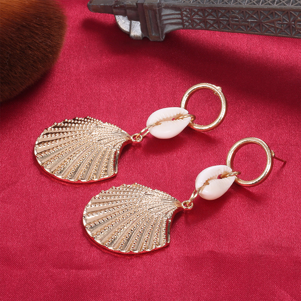 A147  Summer Fashion Minimalist Earrings, Elegant Shell Alloy Texture Scallop Earrings for Women