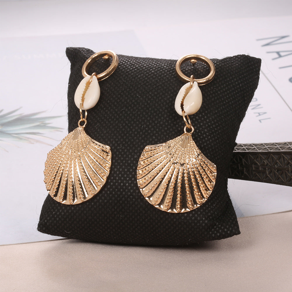 A147  Summer Fashion Minimalist Earrings, Elegant Shell Alloy Texture Scallop Earrings for Women