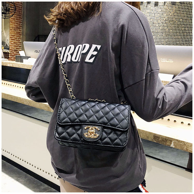 A321  Ins Style Quilted Crossbody Bag, Women's Shoulder Bag with Chain & Lock
