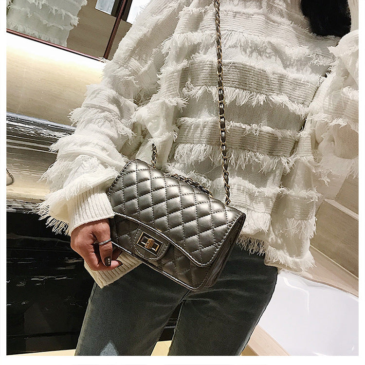 A321  Ins Style Quilted Crossbody Bag, Women's Shoulder Bag with Chain & Lock