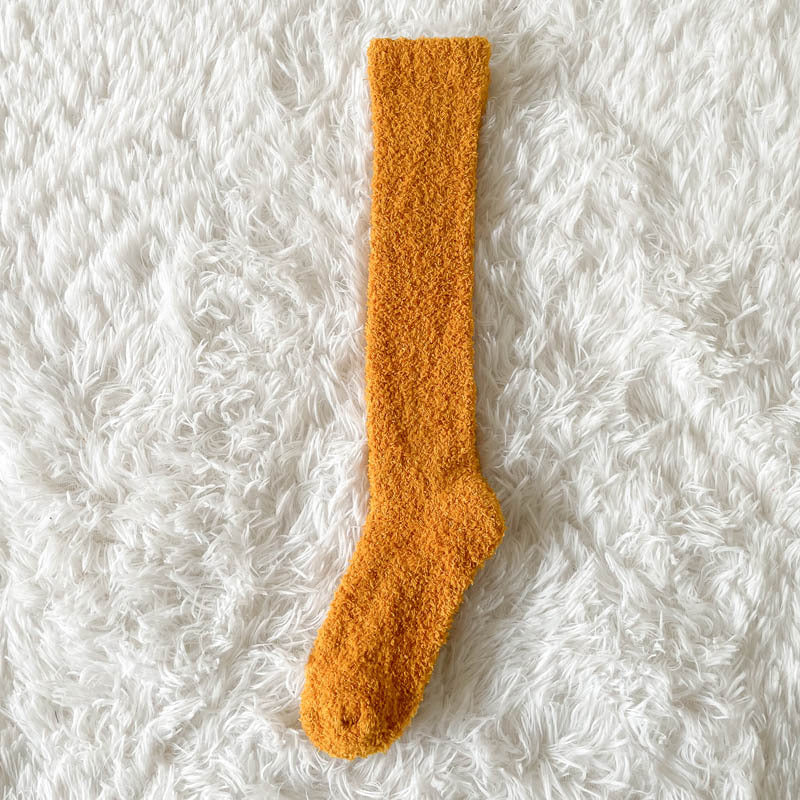 Coral Fleece Ankle Socks for Men and Women Thickened and Fleece-Lined for Fall and Winter Postpartum Long Socks Home Sleep Floor Socks for Indoor Wear
