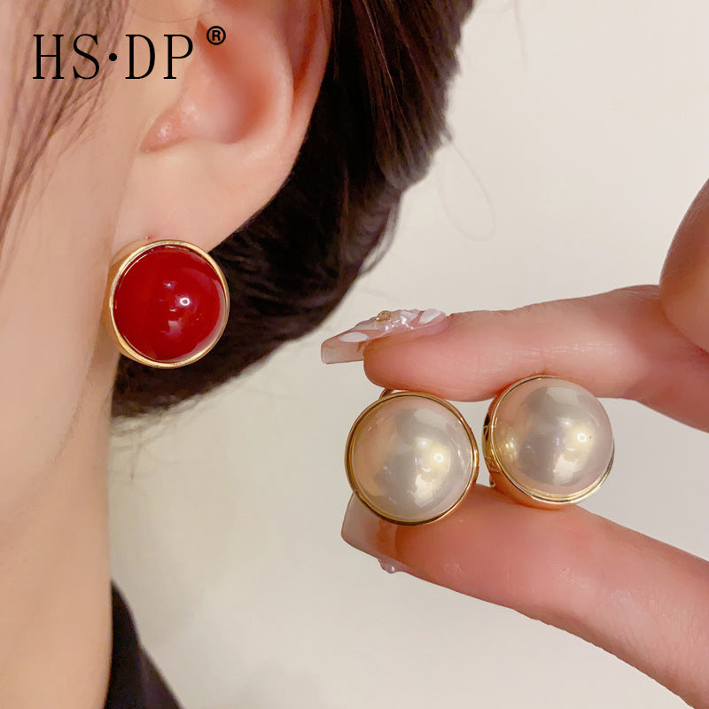 A158 Elegant Round Pearl Stud Earrings, Fashion Minimalist Light Luxury Design Versatile Earrings for Women