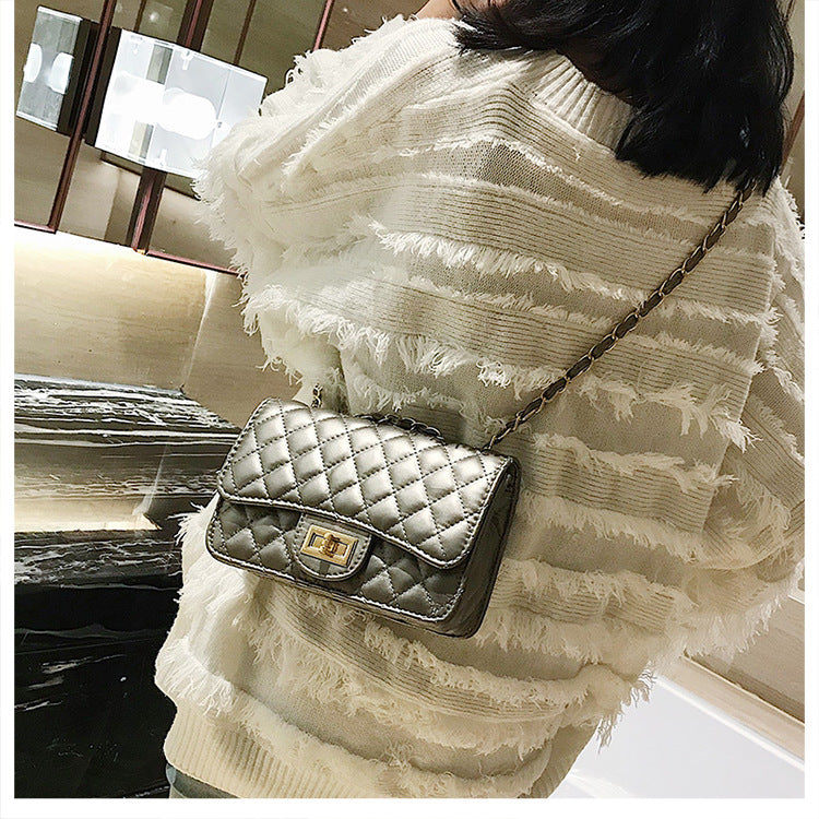 A321  Ins Style Quilted Crossbody Bag, Women's Shoulder Bag with Chain & Lock