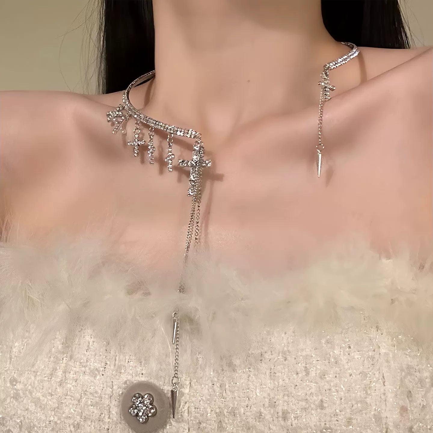 A286  Sweet Cool Pearl Cross Clavicle Necklace, French Luxury All-Match Choker for Women