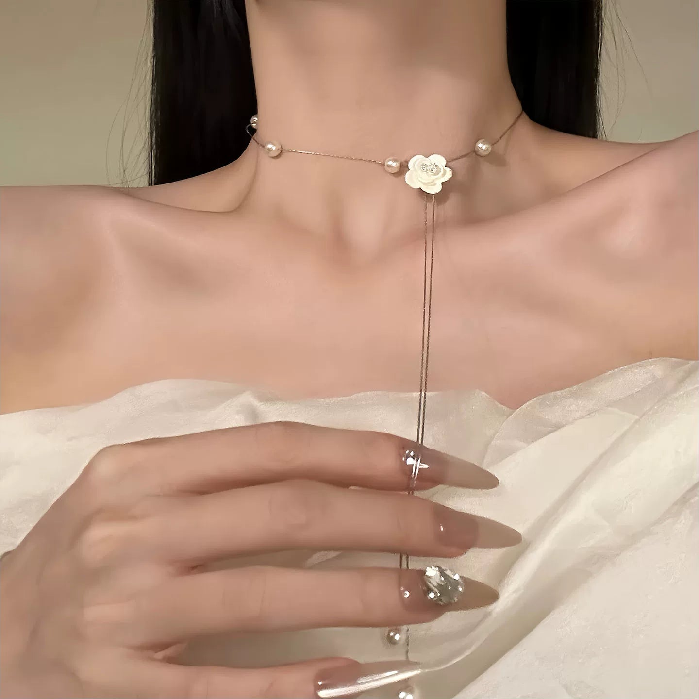 A305  Moonlight Flower White Camellia Clavicle Chain, Pearl Light Luxury Choker for Women