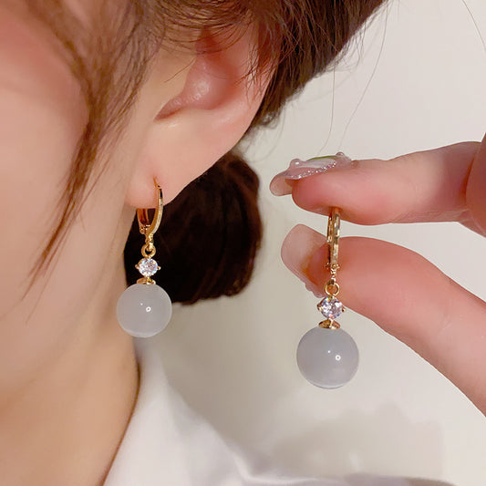 A245  Premium Clear Cat's Eye Stone Earrings, Sweet Artistic Minority Design Elegant Ear Clips for Women