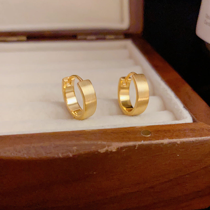 A152  Brushed Metal Geometric Round Ear Clip, Minimalist Cool Style Light Luxury Versatile Earrings