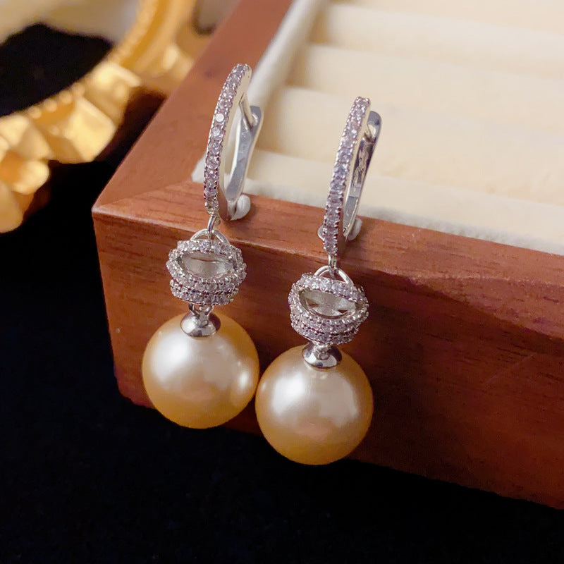 A243  Fashion Elegant Pearl Zircon Knotted Earrings, Personalized Versatile Temperament Design Ear Clips
