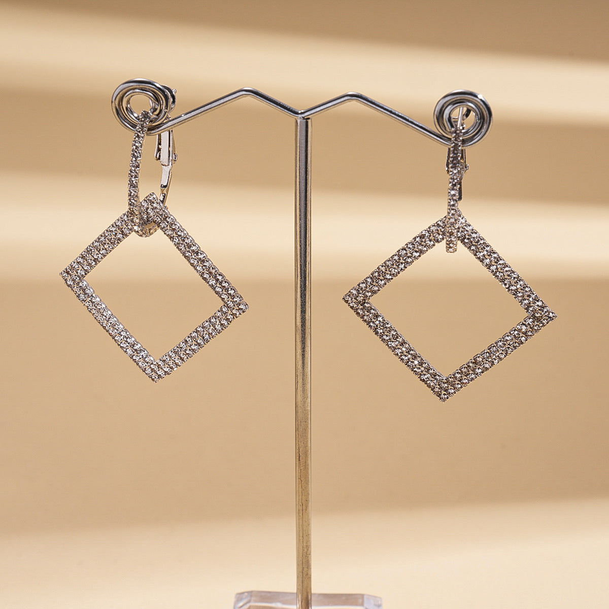 A191  Luxury Rhinestone Square Geometric Silver Needle Ear Cuffs, Minimalist High-End Elegant Earrings for Women