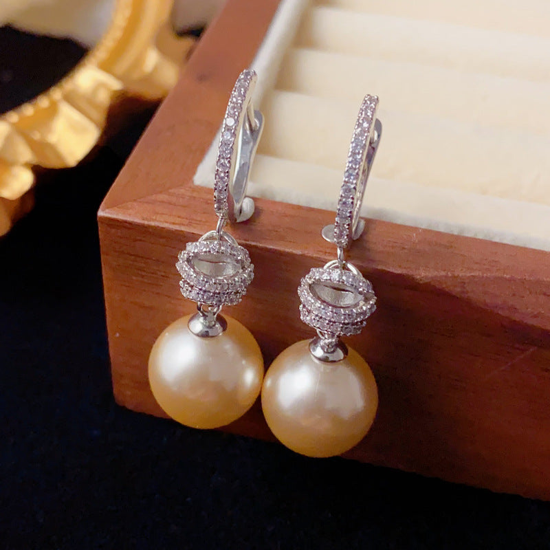 A243  Fashion Elegant Pearl Zircon Knotted Earrings, Personalized Versatile Temperament Design Ear Clips