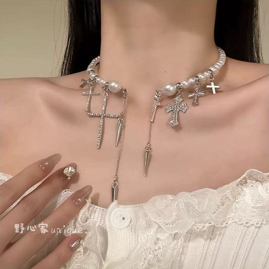 A286  Sweet Cool Pearl Cross Clavicle Necklace, French Luxury All-Match Choker for Women