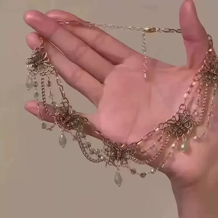 A304  Elegant Heavy Duty Waterdrop Tassel Clavicle Chain, Sparkling Light Luxury Necklace for Banquet