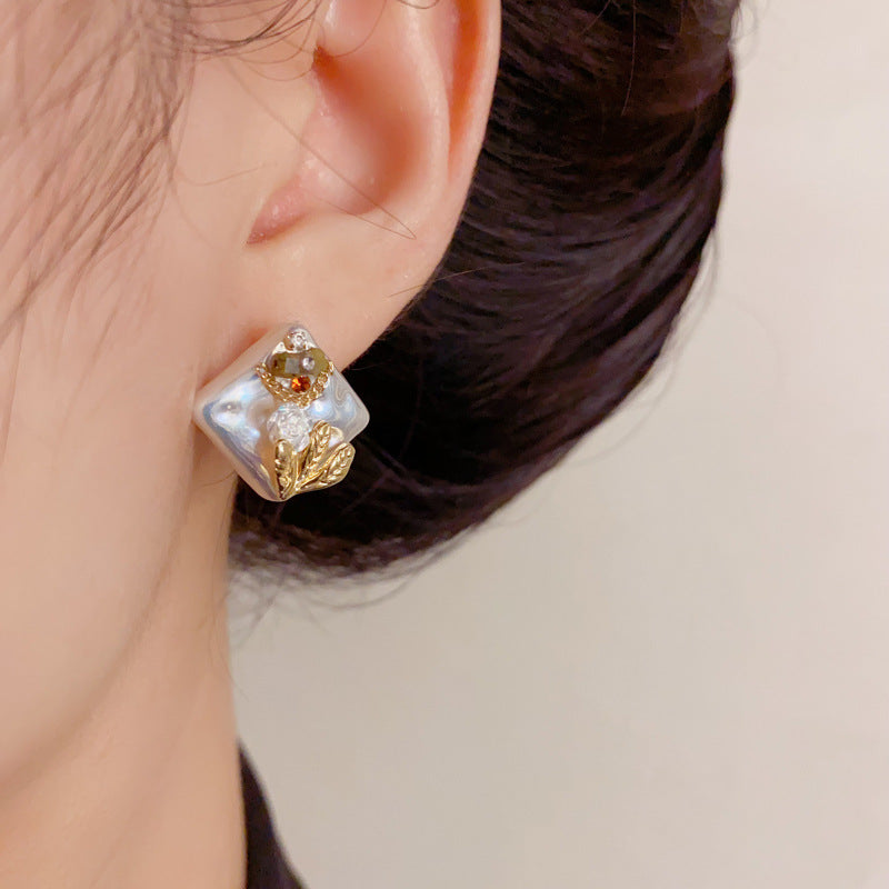 A247  Fashion Simple Handmade Rhombus Stud Earrings, Baroque-Style Beads Light Luxury Minimalist Elegant Earrings for Women