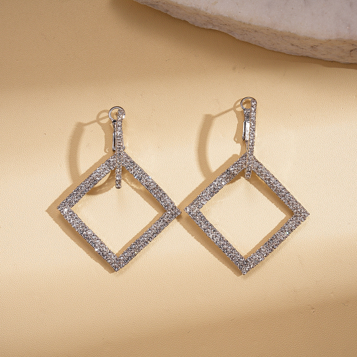 A191  Luxury Rhinestone Square Geometric Silver Needle Ear Cuffs, Minimalist High-End Elegant Earrings for Women