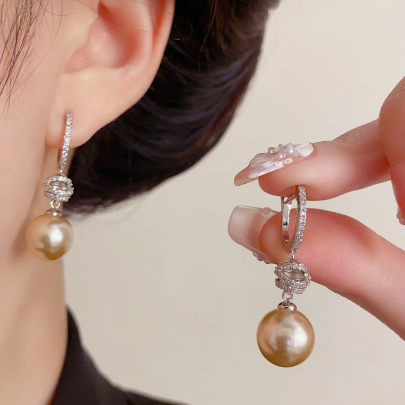 A243  Fashion Elegant Pearl Zircon Knotted Earrings, Personalized Versatile Temperament Design Ear Clips
