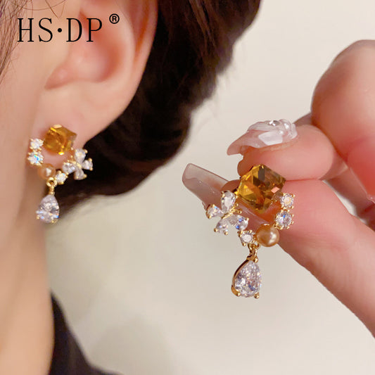 A156  Elegant Fashion Unique Design Diamond Inlaid Butterfly Water Drop Earrings, Exquisite Versatile High Grade Earrings for Women