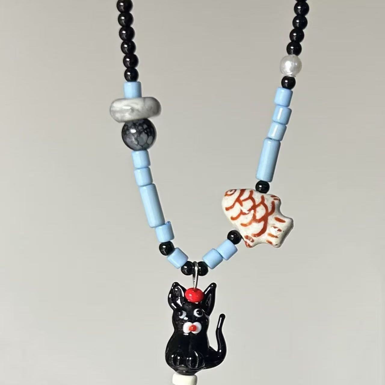 A301  Fashion Dopamine Beaded Cat Necklace, Personality Sweet Style All-Match Choker Jewelry
