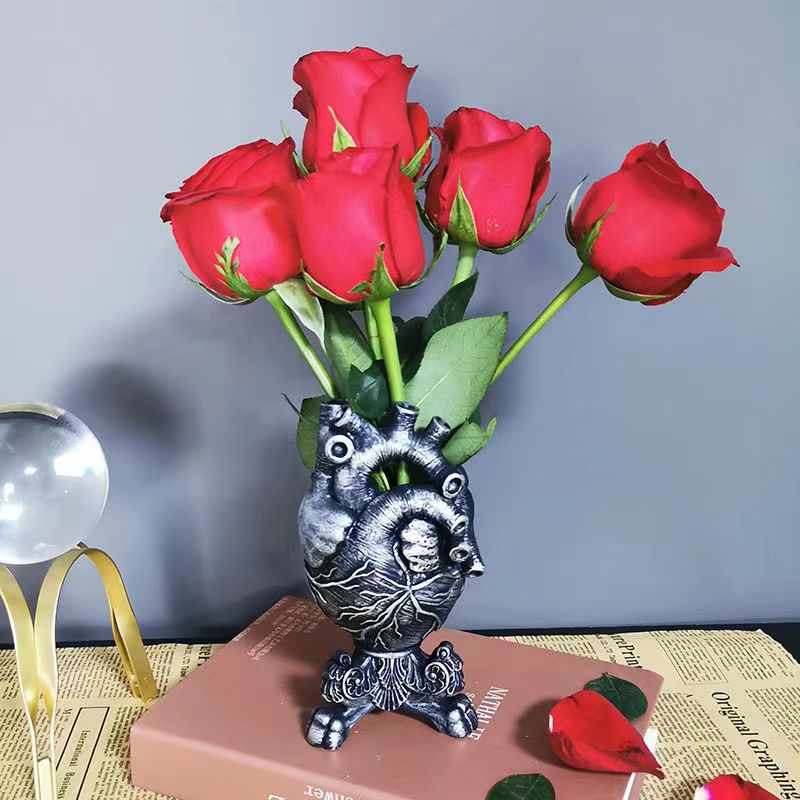 A 210  Unique Art Heart Vase, Creative Home Living Room Desktop Decor Floral Craft