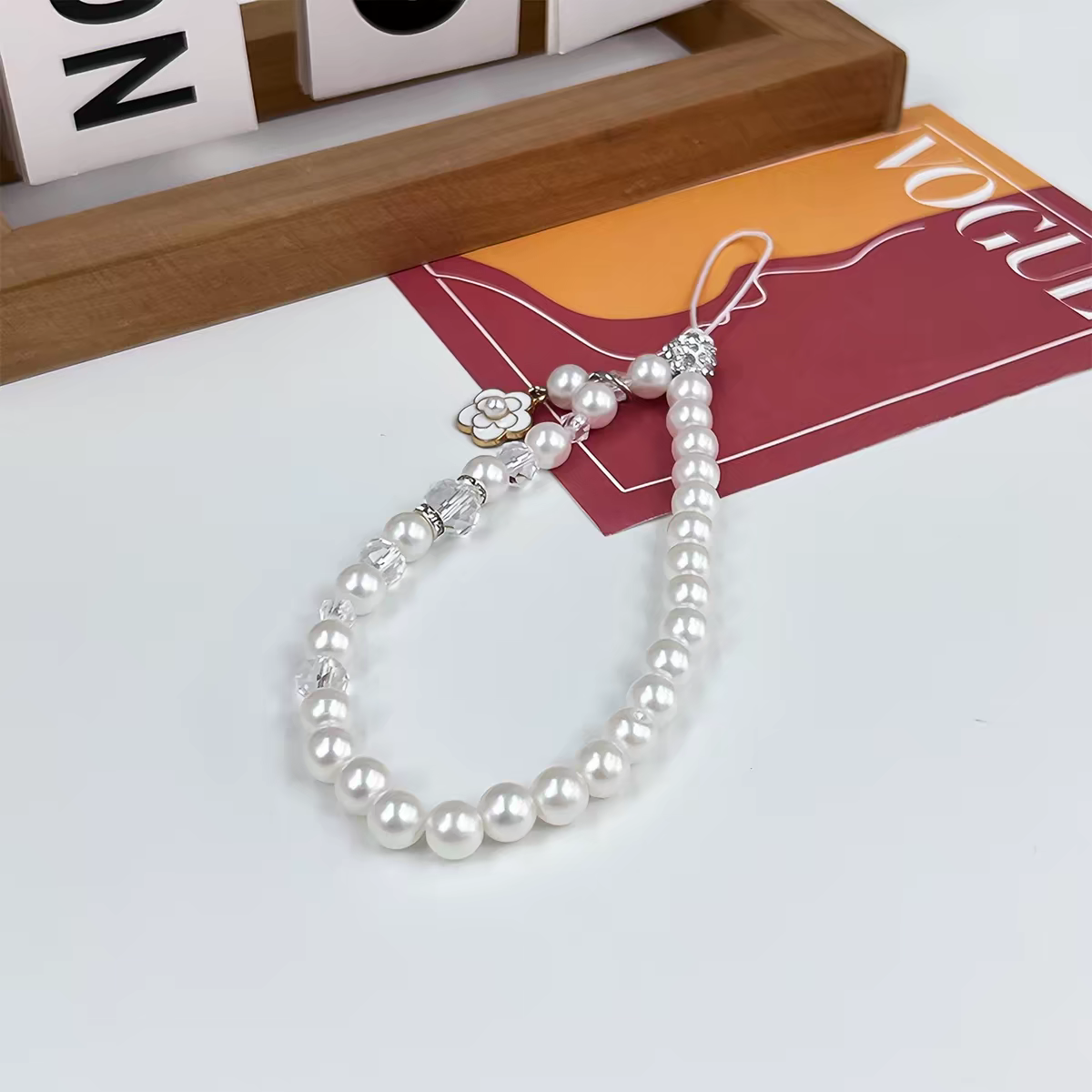 Elegant Pearl Phone Wrist Strap, Vintage Chanel Style Beaded Hand Lanyard, Fashion DIY Pendant Keychain Camera CCD Accessory for Cell Phone Case